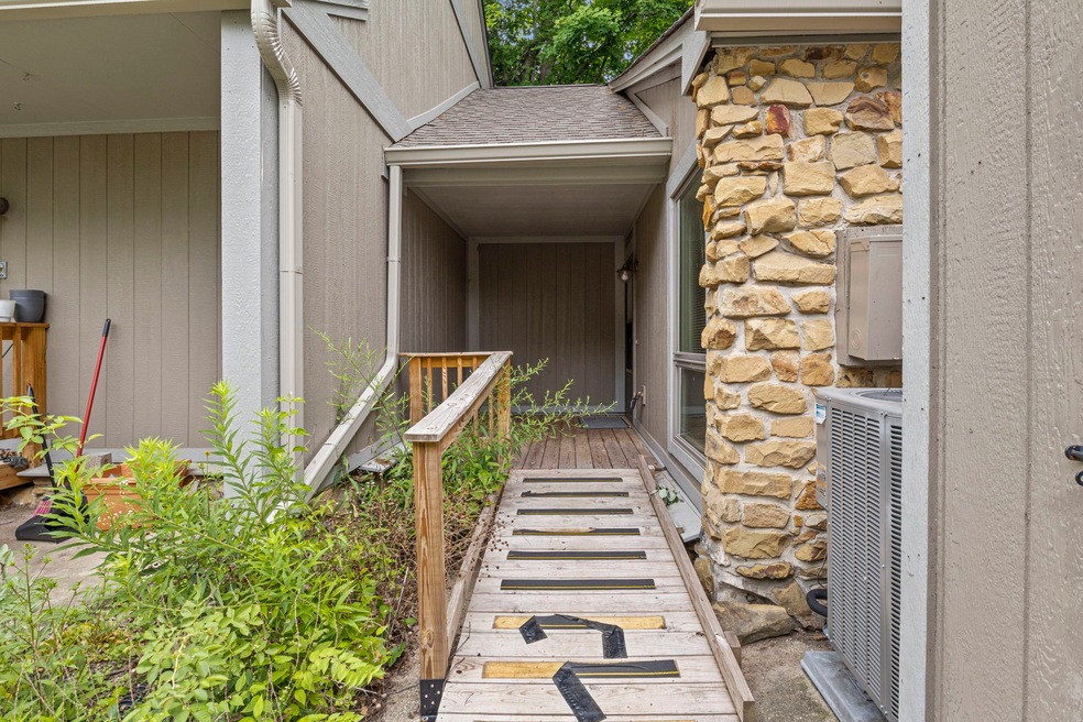 4221 Woodsage Trace, Indianapolis, IN 46237 - photo 1