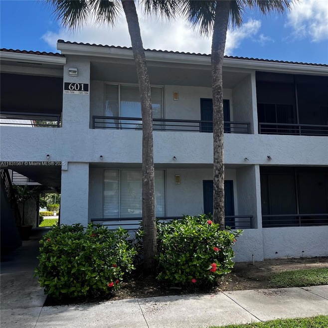 601 Lyons Rd unit 7203, Coconut Creek, FL 33063 - photo 1