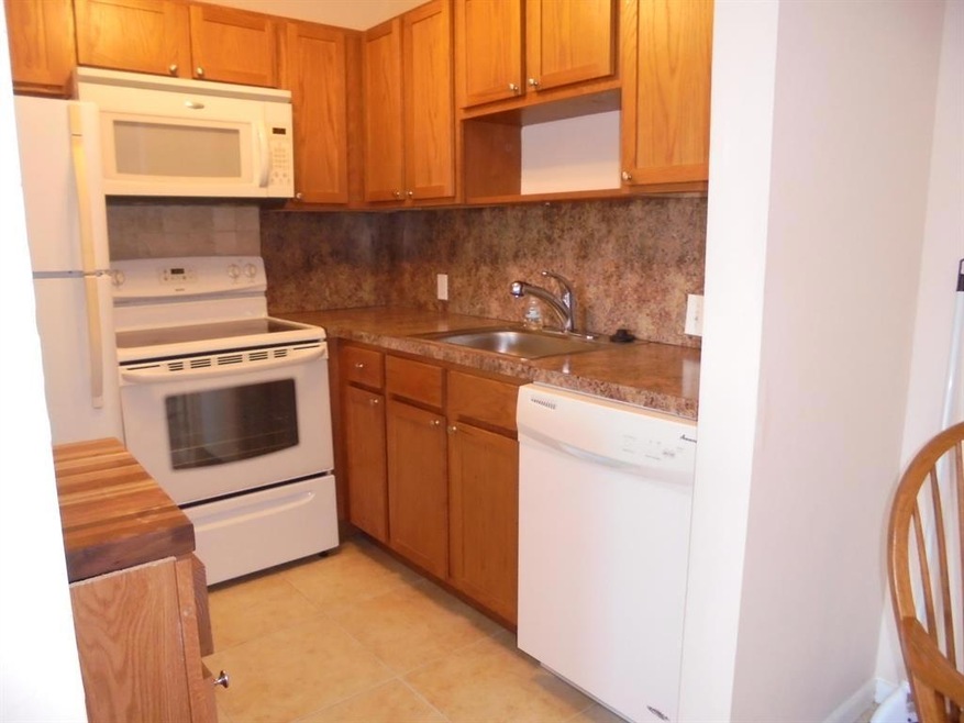 31 Dorset A, Boca Raton, FL 33434 - photo 1