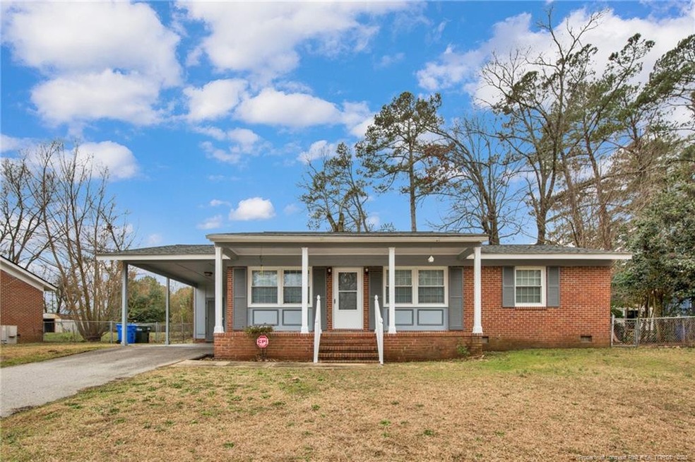 842 Stoneykirk Dr, Fayetteville, NC 28314 - photo 1