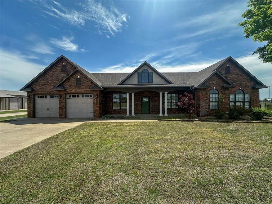 Pending $349,000 • Co-Listing Agent