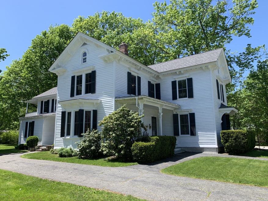 29 Mahaiwe St, Great Barrington, MA 01230 - photo 1