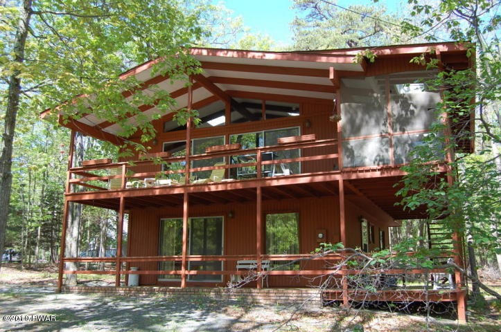 100 Hillcrest Dr, Lords Valley, PA 18428 - photo 1