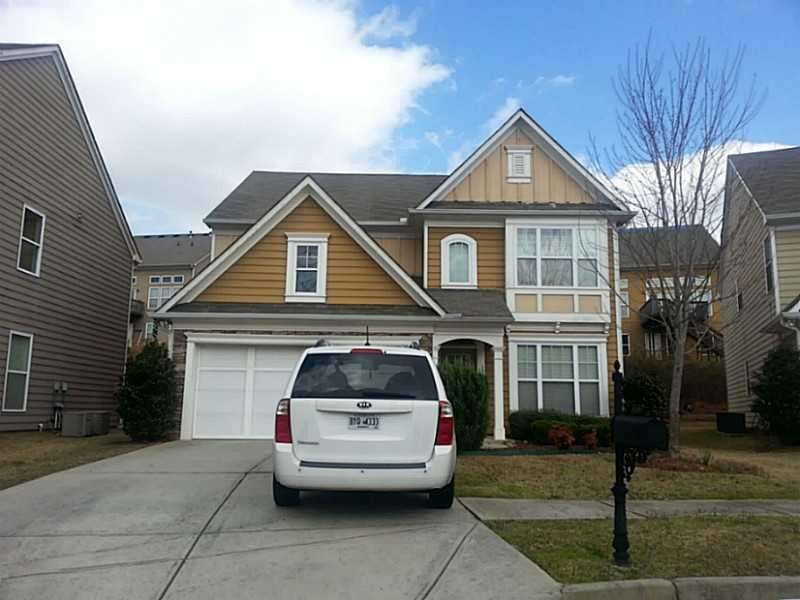 Exterior Front. level drive way in cul de sac