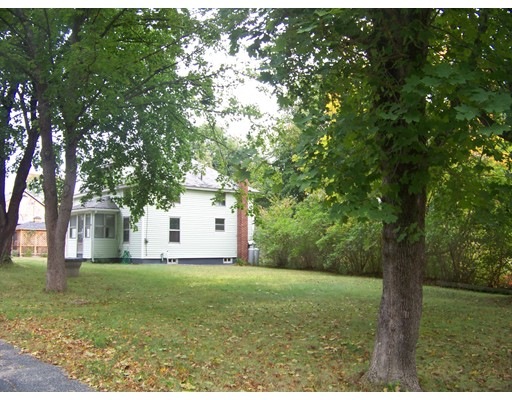 55 Greenwich Plns Rd, Ware, MA 01082 - photo 1