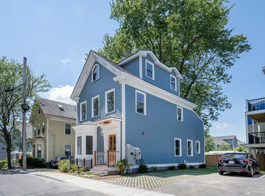 5 Smith Ave unit 4, Somerville, MA 02143 - photo 1