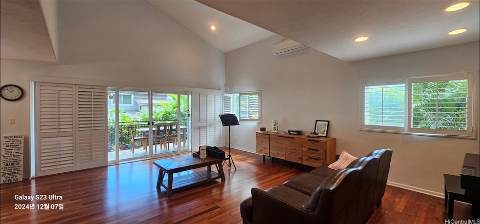 1911 Makiki St, Honolulu, HI 96822 - photo 1