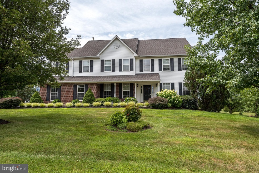 701 Hutchs Way, Spring City, PA 19475 - photo 1