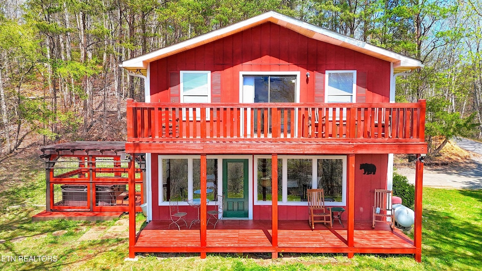 3755 Warden Branch Ln, Gatlinburg, TN 37738 - photo 1