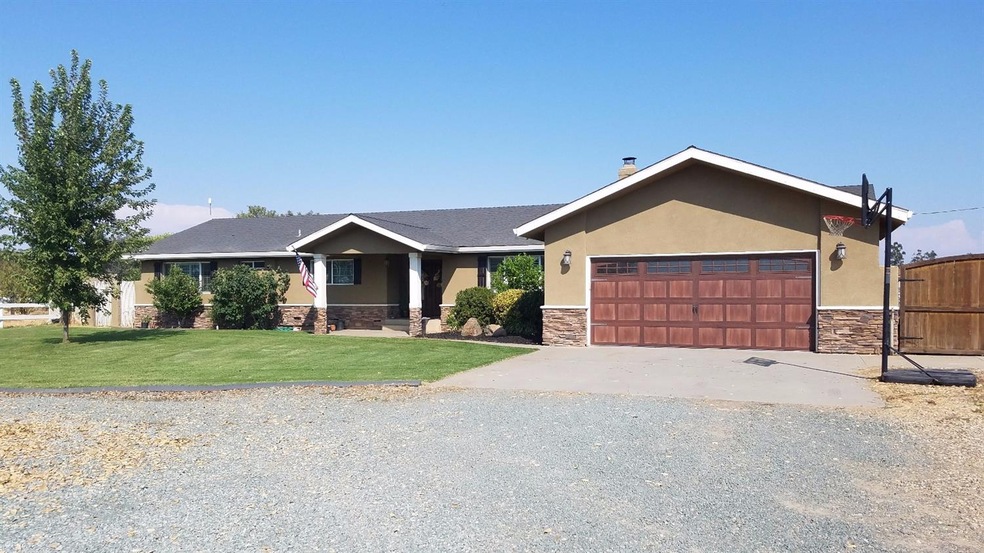 25098 N Watkinson Rd, Acampo, CA 95220 - photo 1