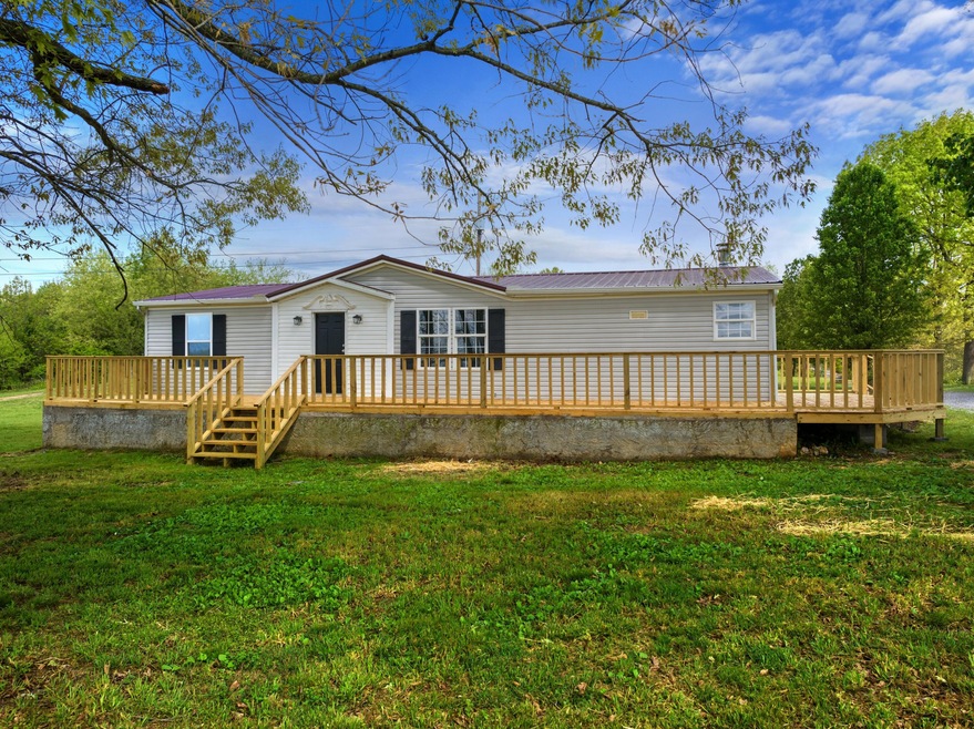 270 Lyle Ln, Bean Station, TN 37708 - photo 1