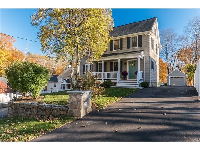 3 Charles Place, New Canaan CT