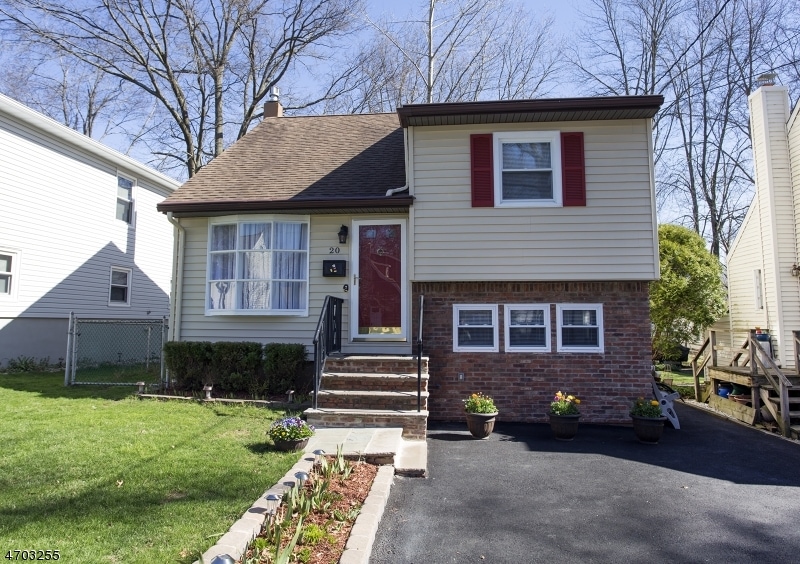 20 Caldwell Rd, Parsippany, NJ 07054 - photo 1