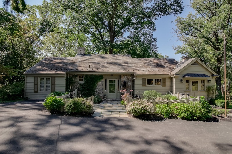 304 State Route 173, Stewartsville, NJ 08886 - photo 1