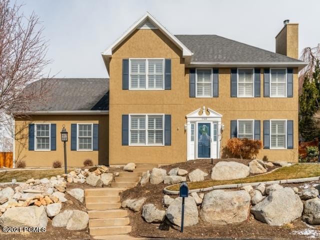 2149 E Oak Leaf Way, Sandy, UT 84092 - photo 1