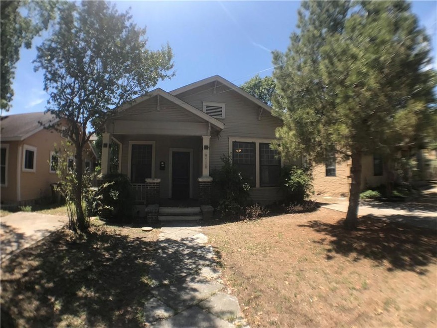 615 W 37th St, Austin, TX 78705 - photo 1