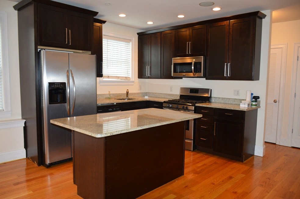 178 W 4th St unit 1A, Boston, MA 02127 - photo 1