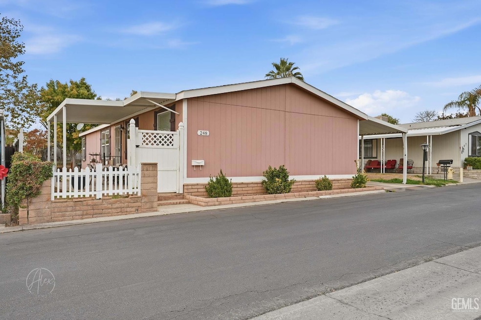 8536 Kern Canyon Rd unit 248, Bakersfield, CA 93306 - photo 1