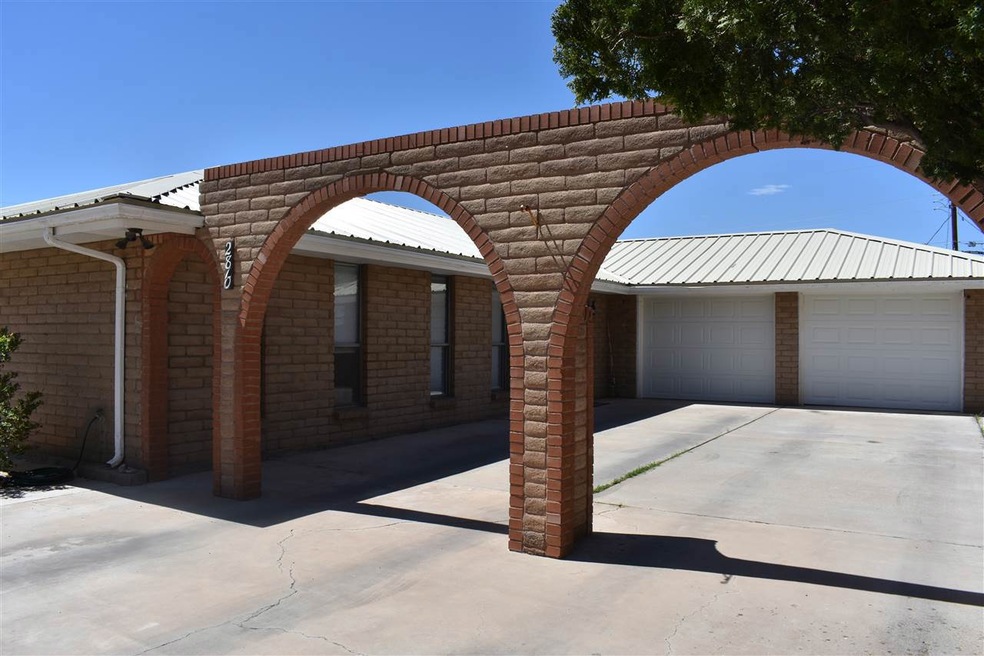 2810 Carmel Dr, Alamogordo, NM 88310 - photo 1
