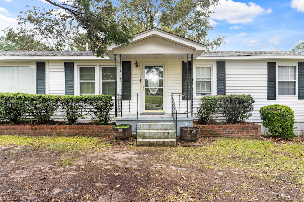 1510 Tee Vee Rd, Elloree, SC 29047 - photo 1