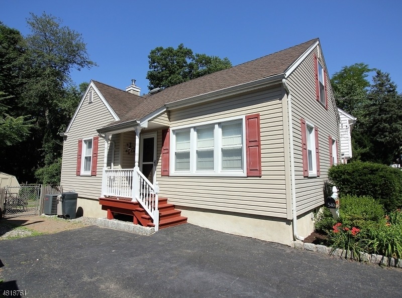 540 Skyline Lake Dr, Ringwood, NJ 07456 - photo 1