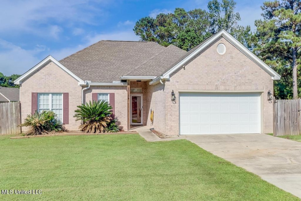 10124 Skyhawk Ct, Biloxi, MS 39532 - photo 1