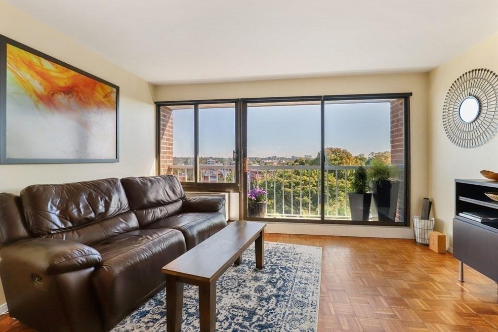 1105 Massachusetts Ave unit 7B, Cambridge, MA 02138 - photo 1