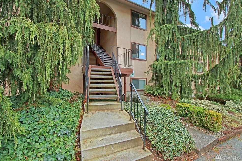 4904 81st Place SW unit 204, Mukilteo, WA 98275 - photo 1