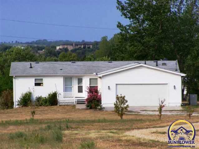15599 Us Highway 75, Mayetta, KS 66509 - photo 1
