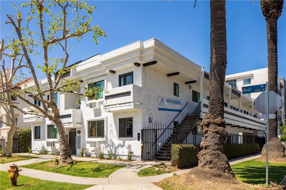 For Sale $3,500,000 • Co-Listing Agent