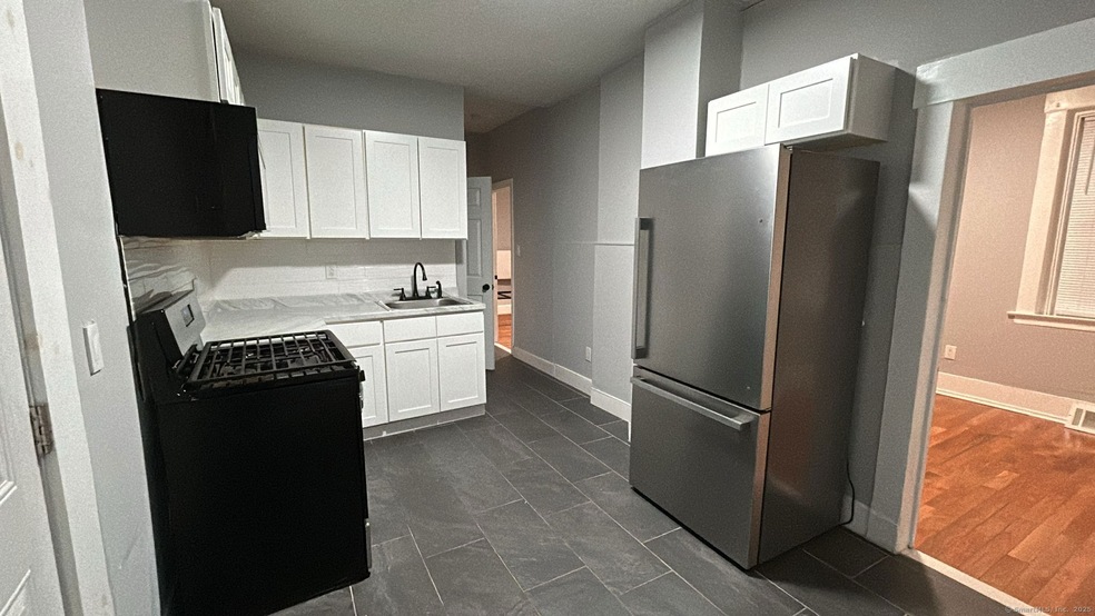 27 Benton St unit 1R, Hamden, CT 06517 - photo 1