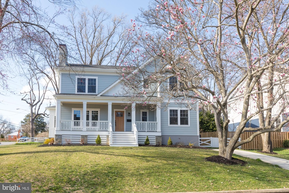 6524 32nd St, Falls Church, VA 22046 - photo 1