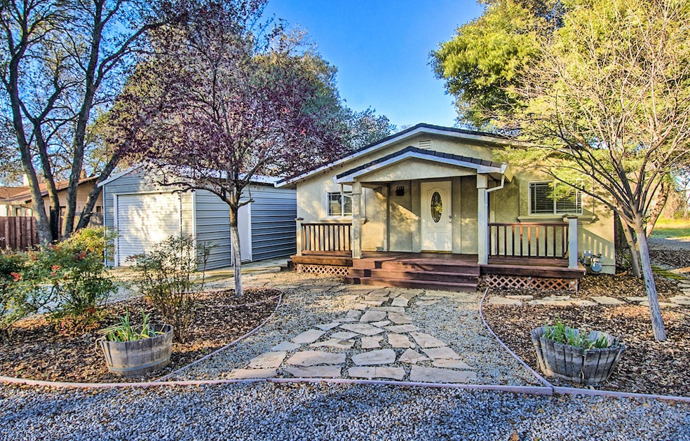 20250 Lupine Dr, Redding, CA 96002 - photo 1