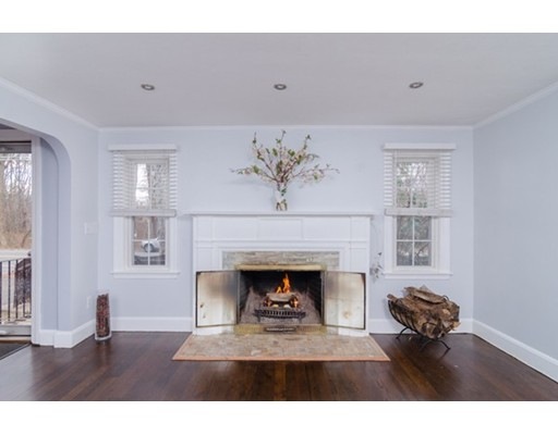 1090 Furnace Brook Pkwy, Quincy, MA 02169 - photo 1