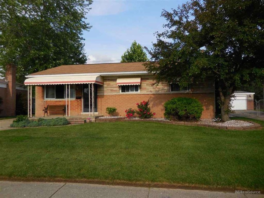 16014 Flanagan St, Roseville, MI 48066 - photo 1