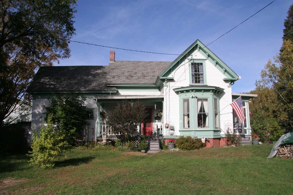 46 Emerson St, Saint Johnsbury, VT 05819 - photo 1