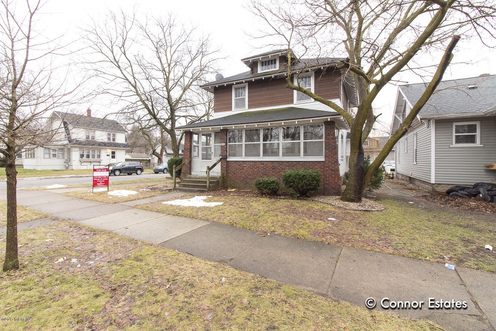 624 Dickinson St SE_9