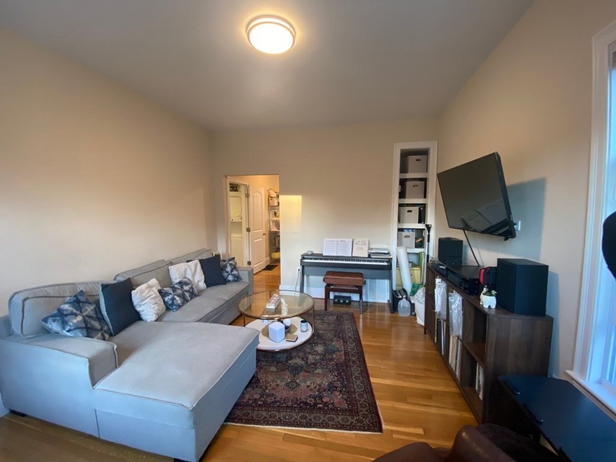 343 Beacon St unit 1, Somerville, MA 02143 - photo 1