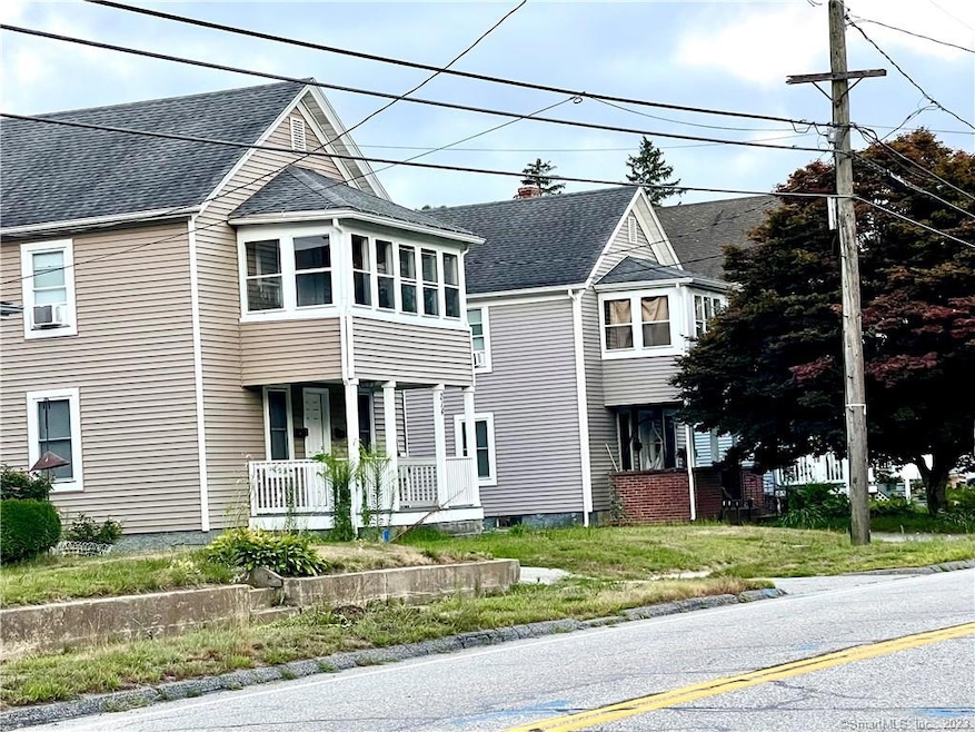 210 and 214 Maple Street properties