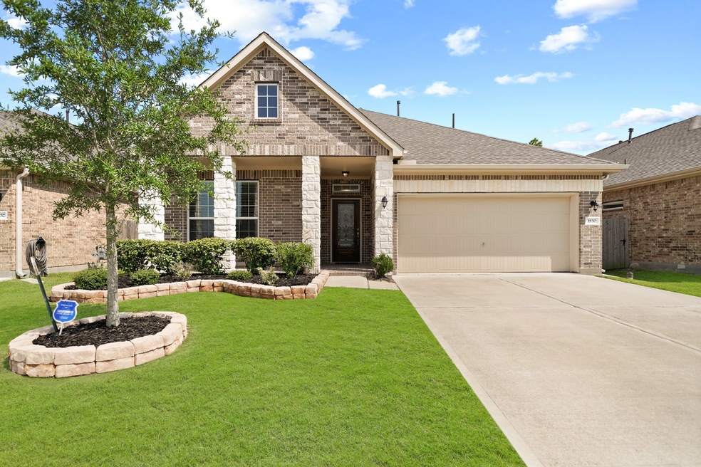 1830 Alyssa Way, Alvin, TX 77511 - photo 1