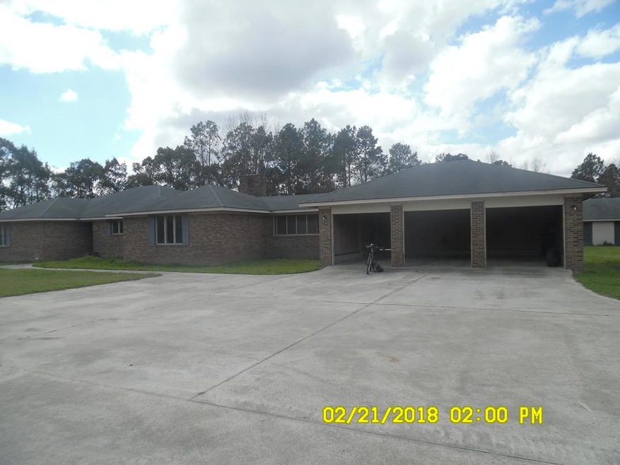 1202 Old Axson Rd, Douglas, GA 31535 - photo 1