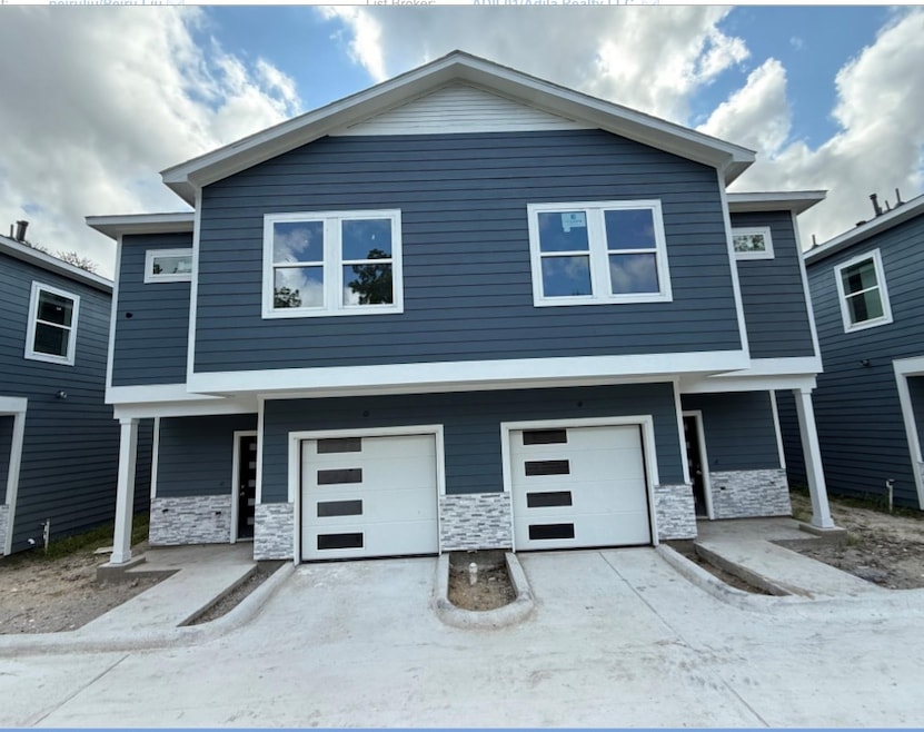 3537 Alderfer St unit A or B, Houston, TX 77047 - photo 1