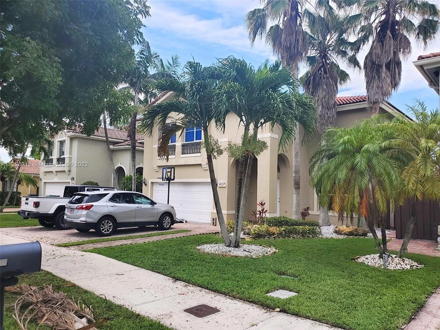 4607 NW 111th Ct, Doral, FL 33178 - photo 1