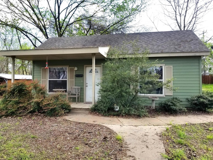 2408 Oak Leaf Trail, Cleburne, TX 76031 - photo 1