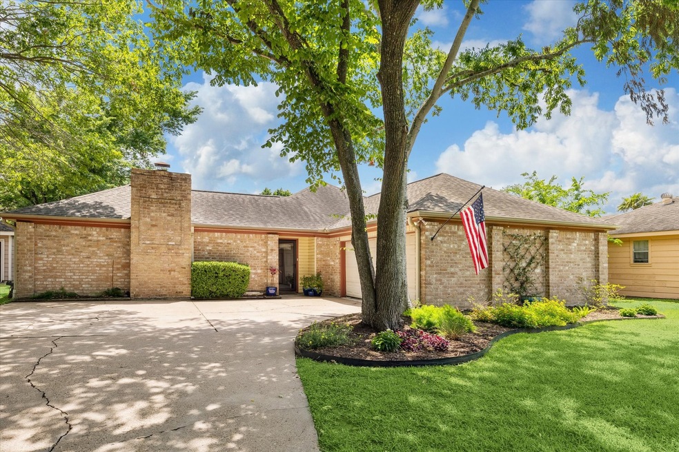 14011 Baltrusol Dr, Houston, TX 77095 - photo 1