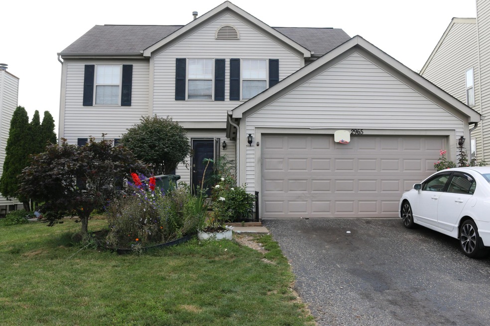 2965 Fenwood Dr, Columbus, OH 43232 - photo 1