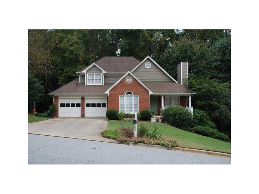915 Litchfield Place, Roswell, GA 30076 - photo 1