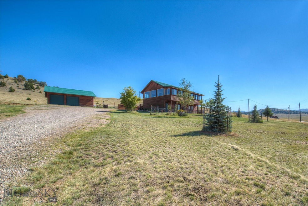 139 Shining Mountains Loop Road