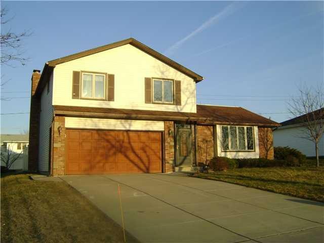 Exterior Front Professionally Landscaped Front and
