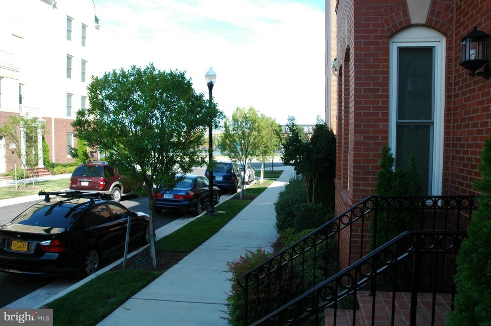 725 Mckenzie Ave, Alexandria, VA 22301 - photo 1